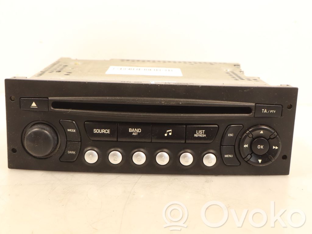 Citroen DS3 Radio/GPS head unit trim 