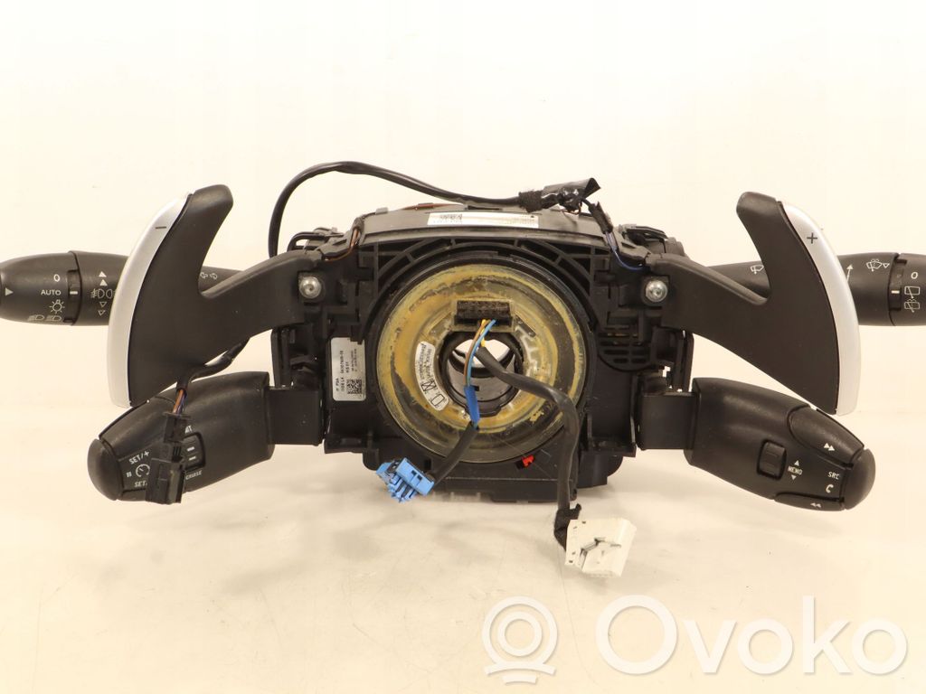Peugeot 5008 Light switch 