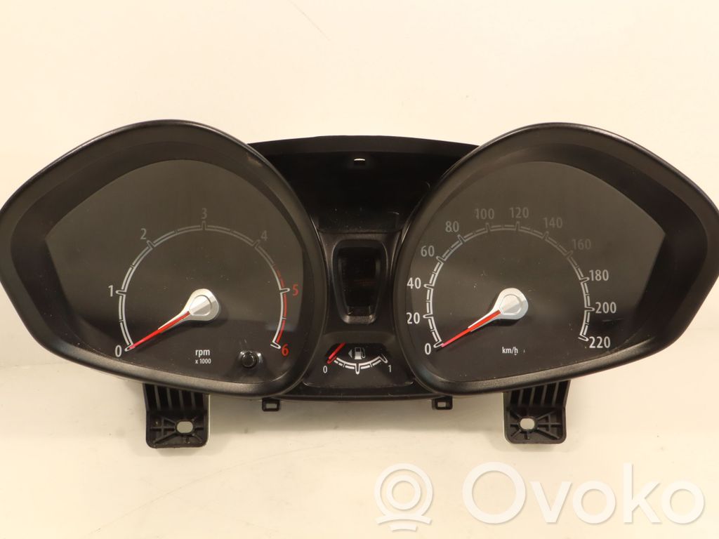 Kello   8A6T10849CH