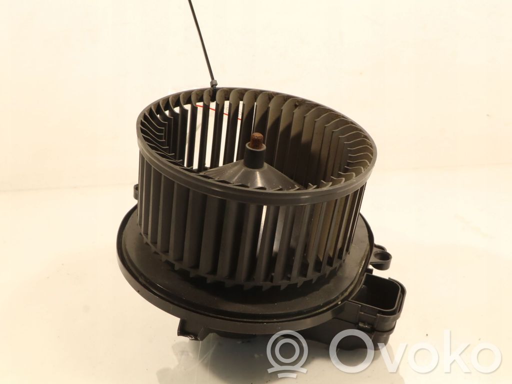 BMW 1 F20 F21 Mazā radiatora ventilators 