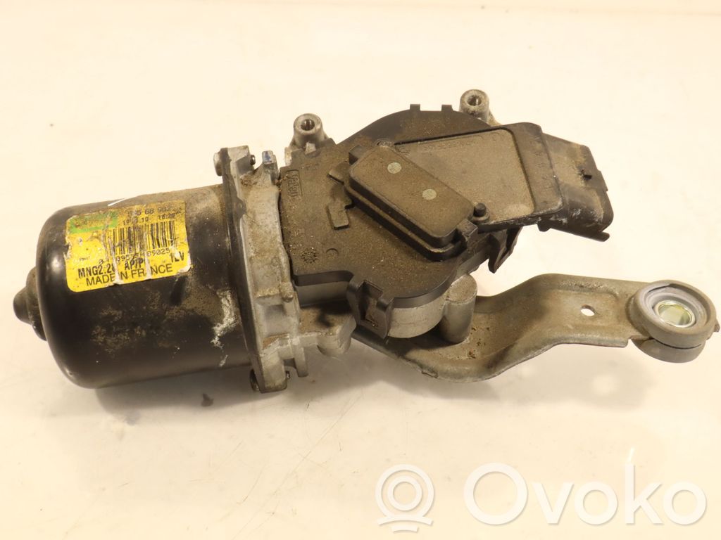 Nissan Note (E11) Wiper motor 