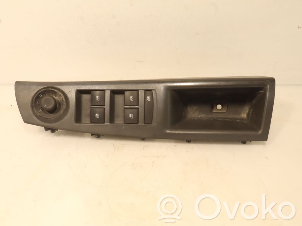 Chevrolet Cruze Electric window control switch 