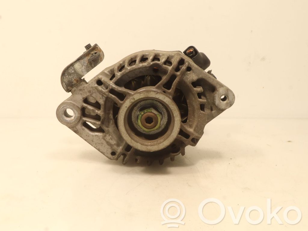 Toyota Aygo AB10 Alternador 