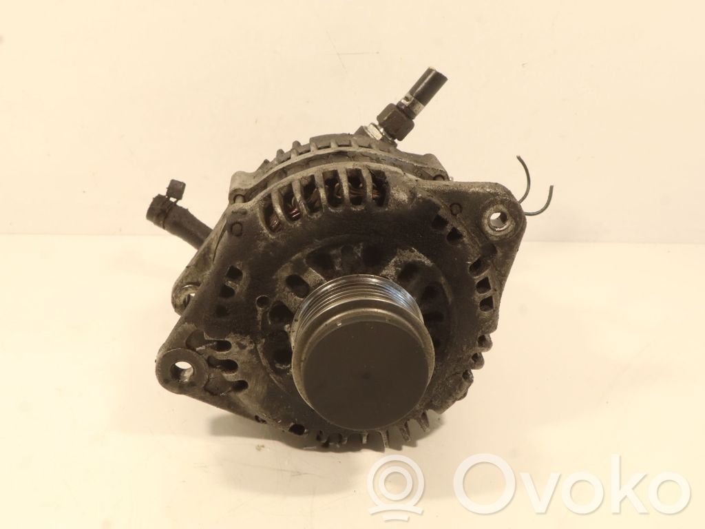 Opel Astra H Generatorius 