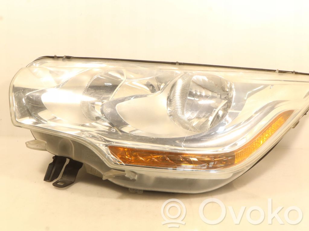 Citroen C4 II Picasso Scheinwerfer 