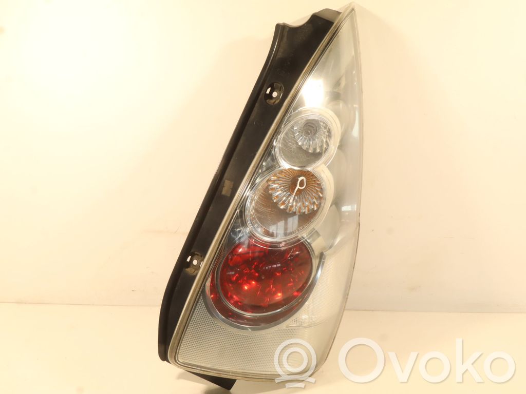 Rear/tail lights   C23551150