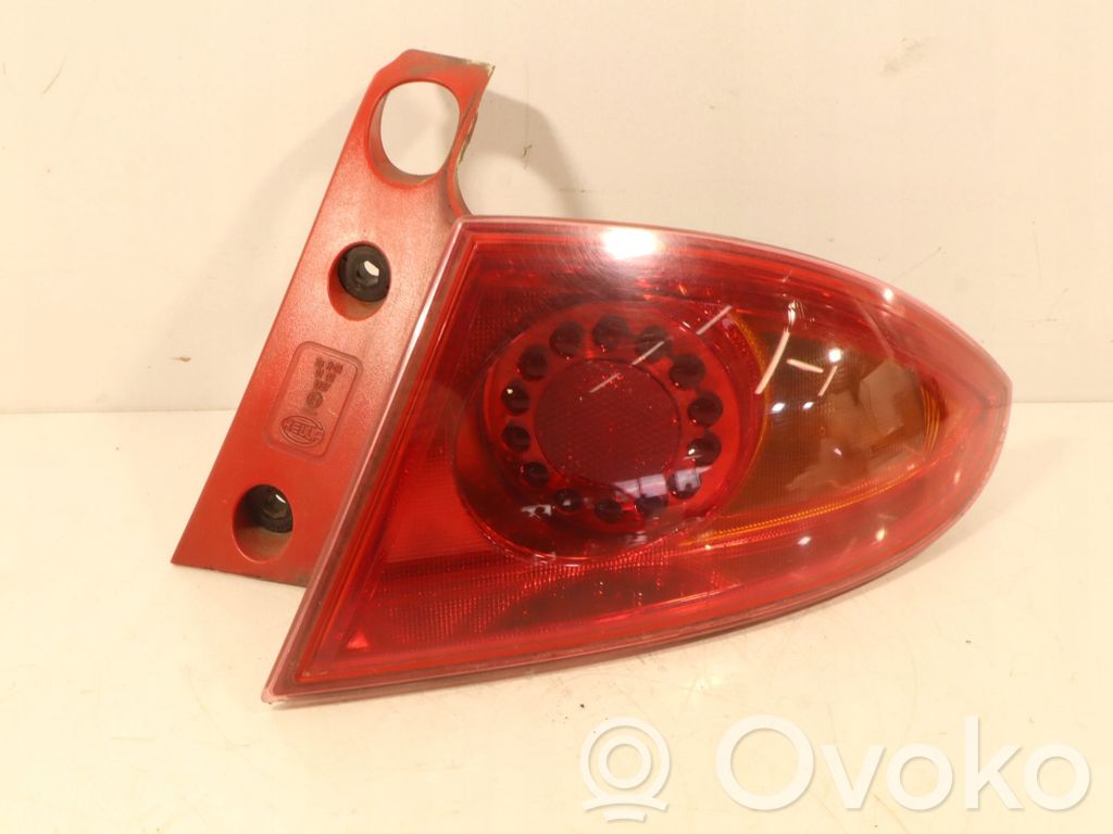 Seat Leon (1P) Luz trasera/de freno 