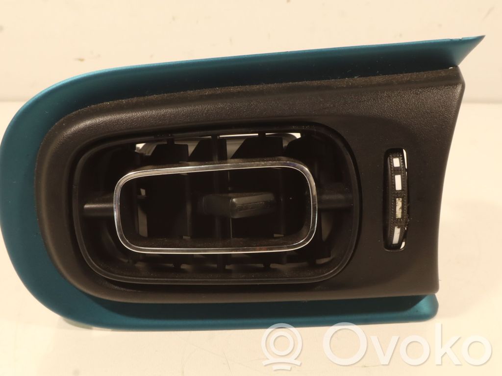Citroen C3 Moldura protectora de la rejilla de ventilación lateral del panel 