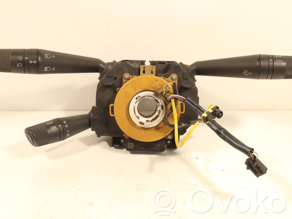 Iveco Daily 35 - 40.10 Interruptor de luz 