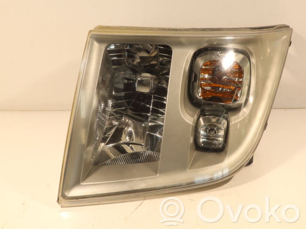 Phare frontale   20B735B