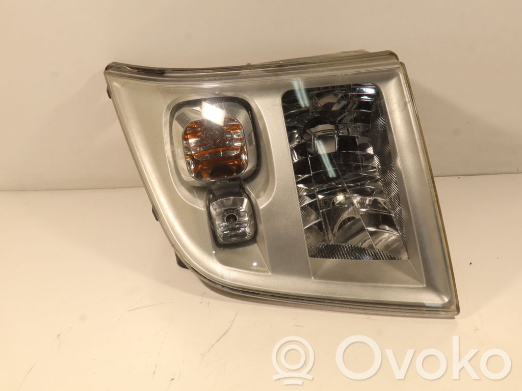 Ford Transit Lampa przednia 