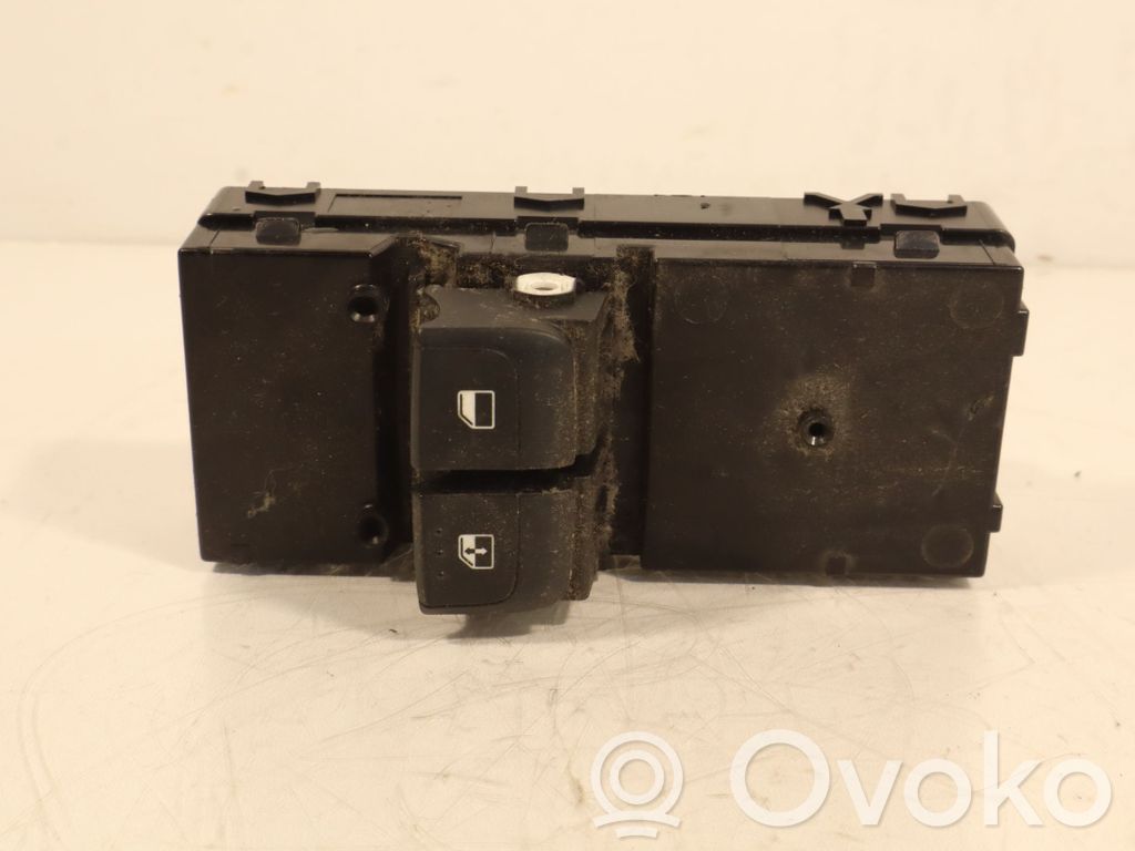KIA Rio Interruptor del elevalunas eléctrico