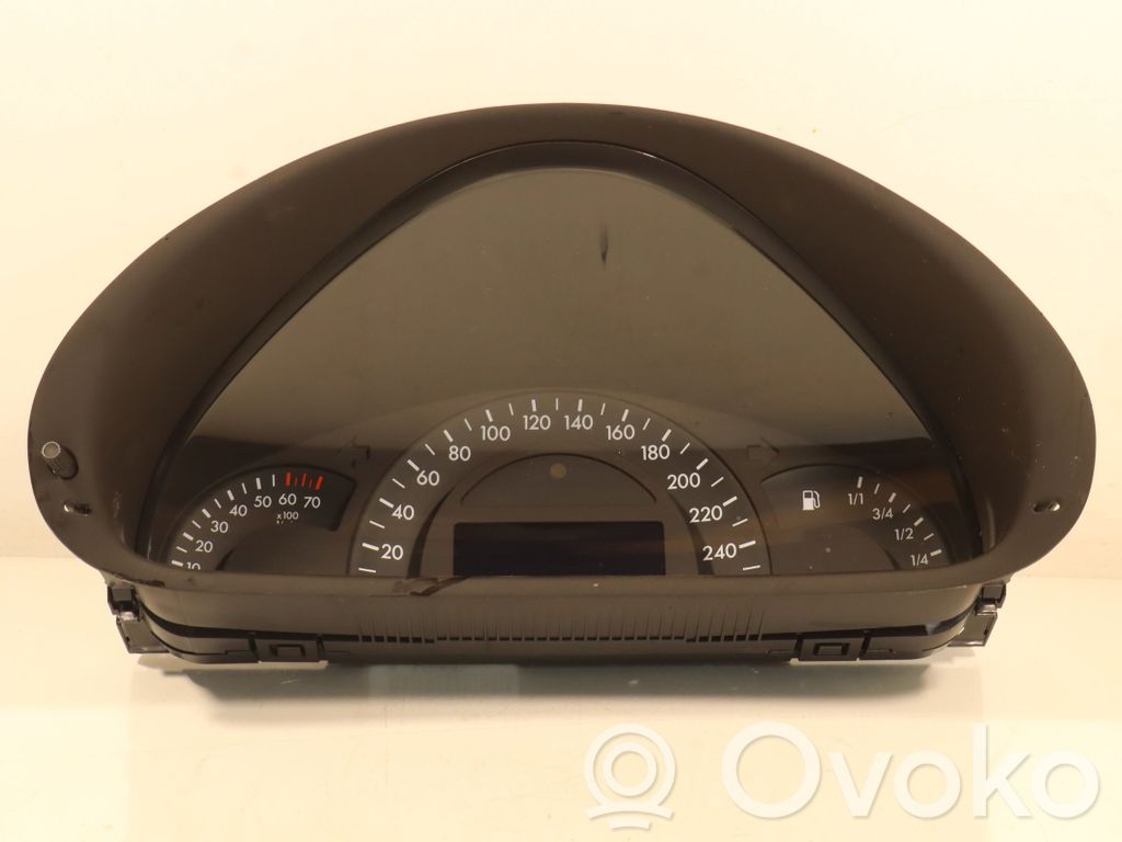 Mercedes-Benz C W203 Ceas 