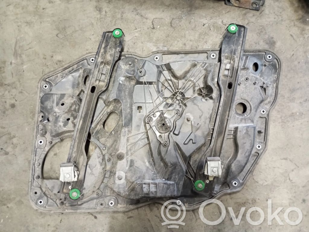 Porsche Cayenne (92A) Alzacristalli della portiera anteriore con motorino 