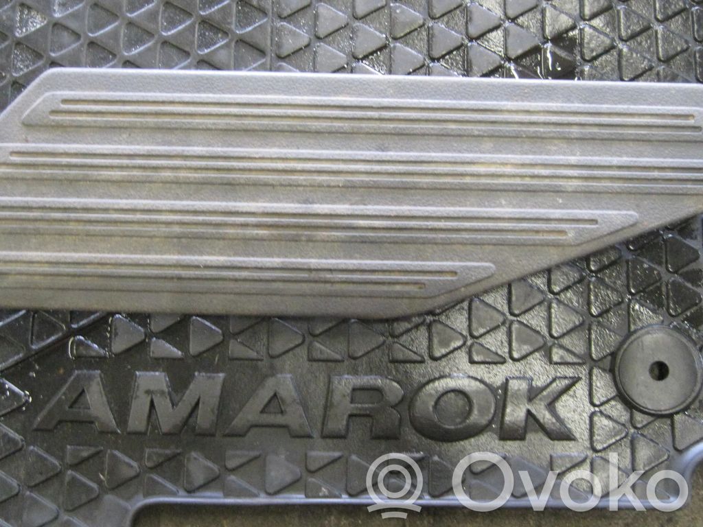 Volkswagen Amarok Copertura del rivestimento del sottoporta posteriore 