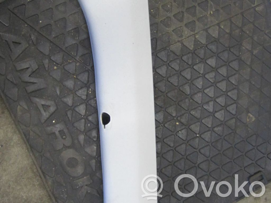 Volkswagen Amarok Osłona słupka szyby przedniej / A 
