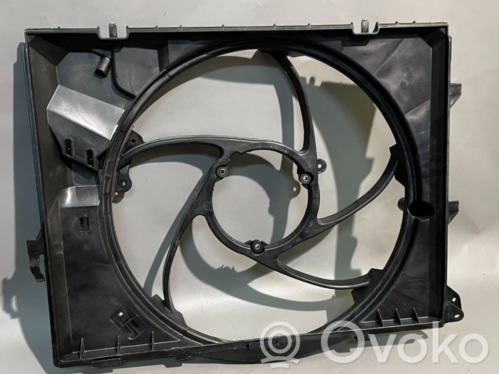 BMW X1 E84 Elektrinis radiatorių ventiliatorius 
