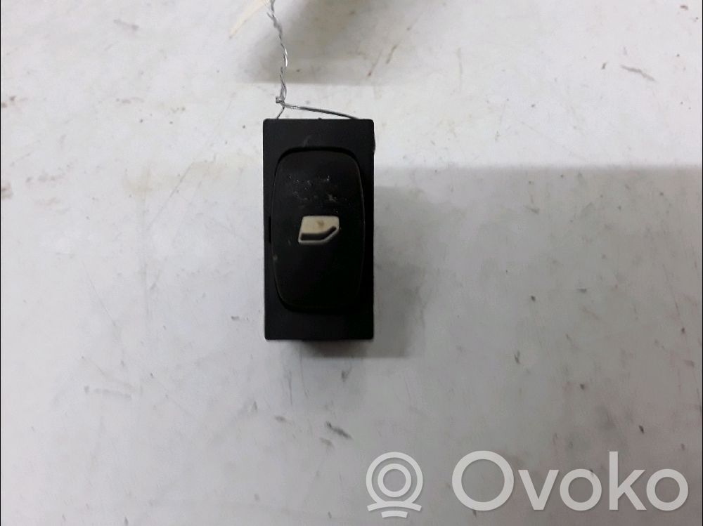 Peugeot 407 Electric window control switch 