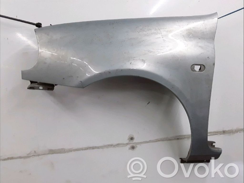 Renault Clio II Крыло 