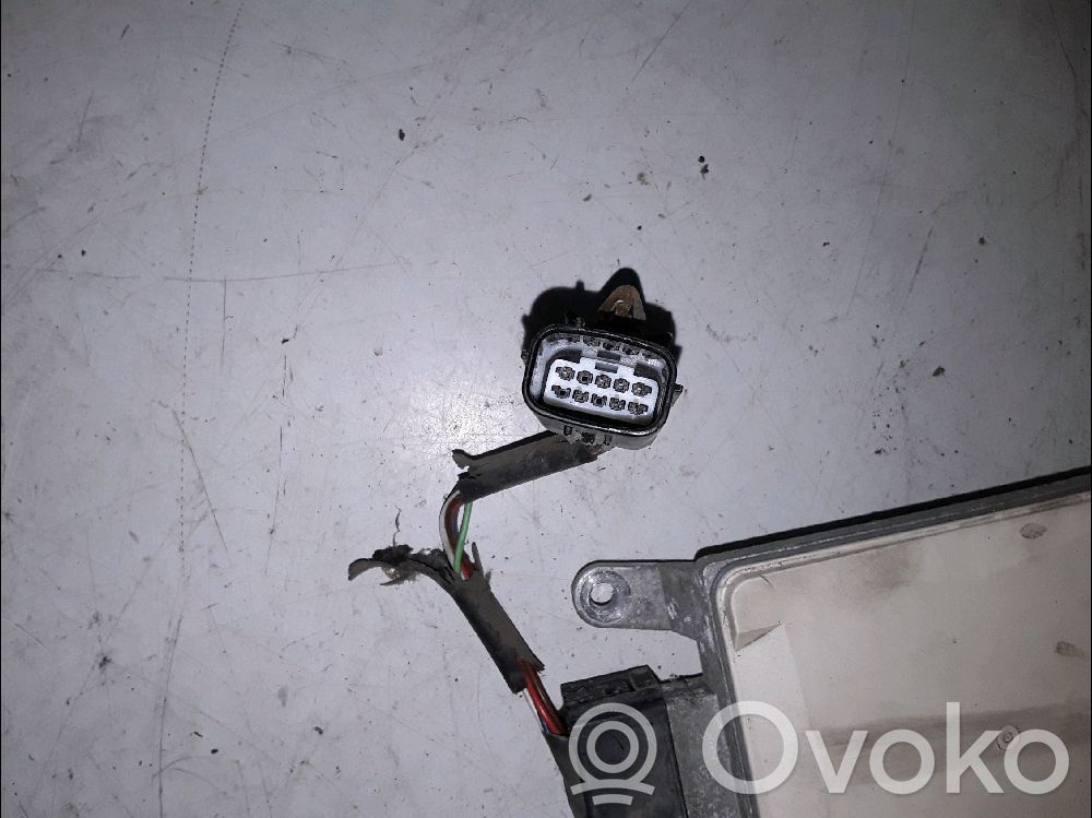 Muut ohjainlaitteet/moduulit   G33D67Y80A