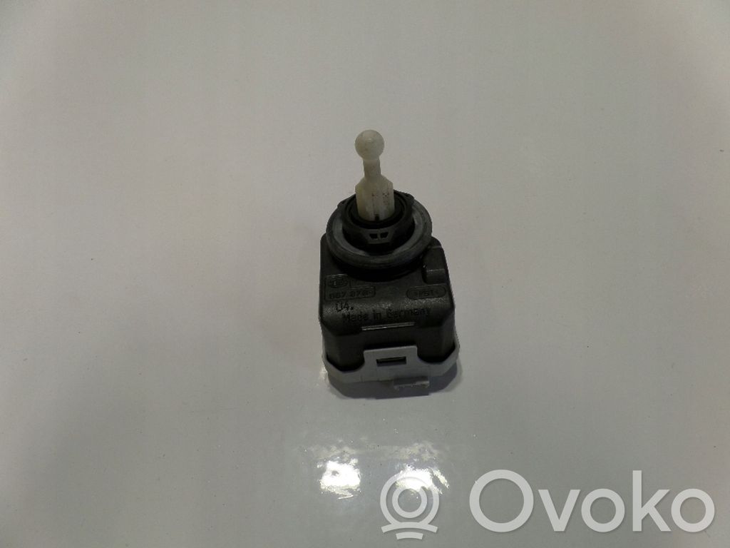 Jaguar X-Type Headlight level adjustment motor 