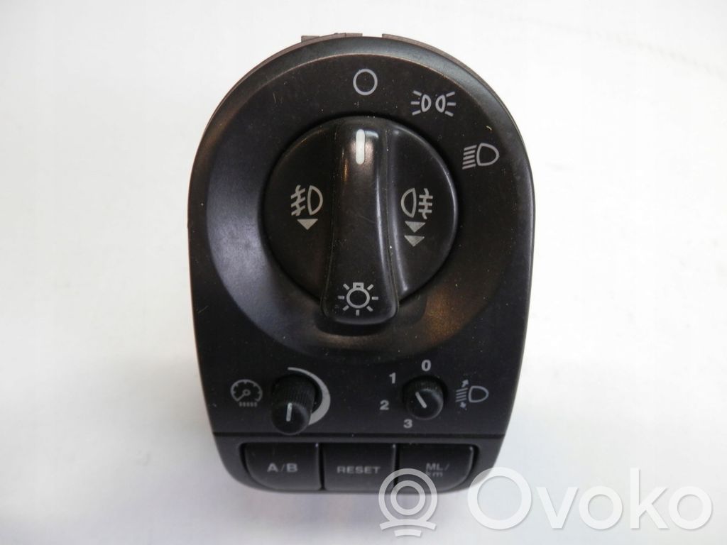 Jaguar X-Type Light switch 
