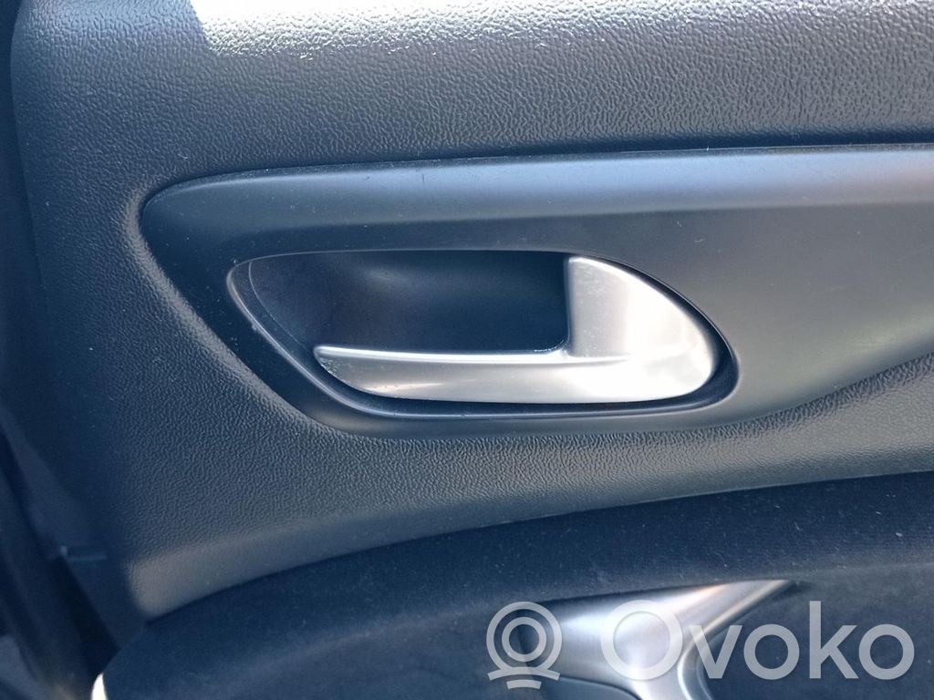 Manecilla interna puerta trasera
