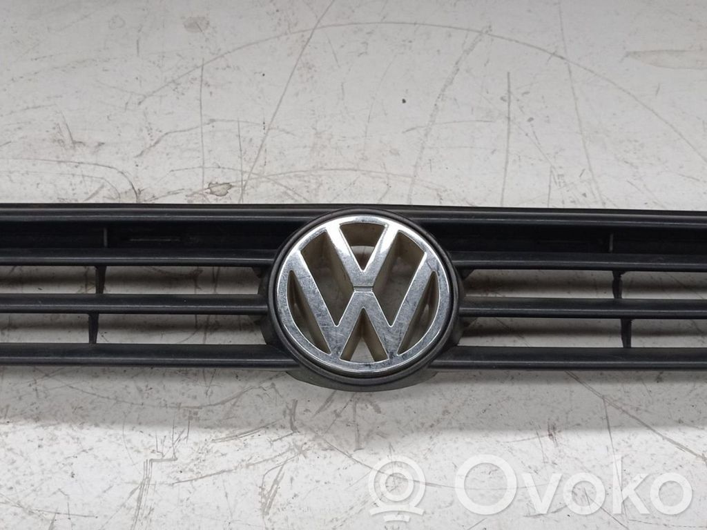 Volkswagen Polo Grilă față 