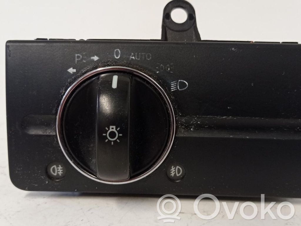 Mercedes-Benz E W211 Interruptor de luz 