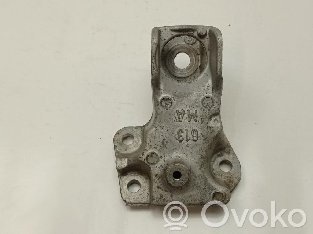 Engine mount bracket   9637061380