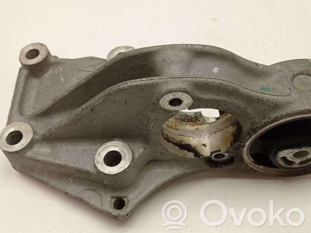 Engine mounting bracket   484202