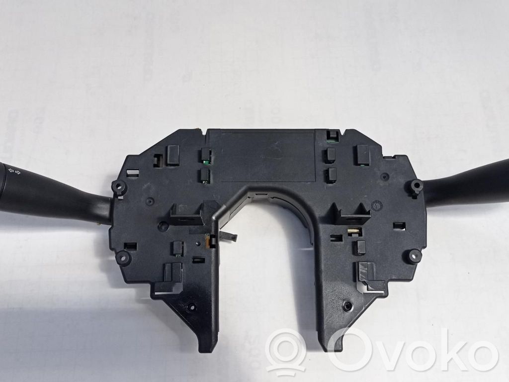 Interruptor de control multifunción   96720602XT