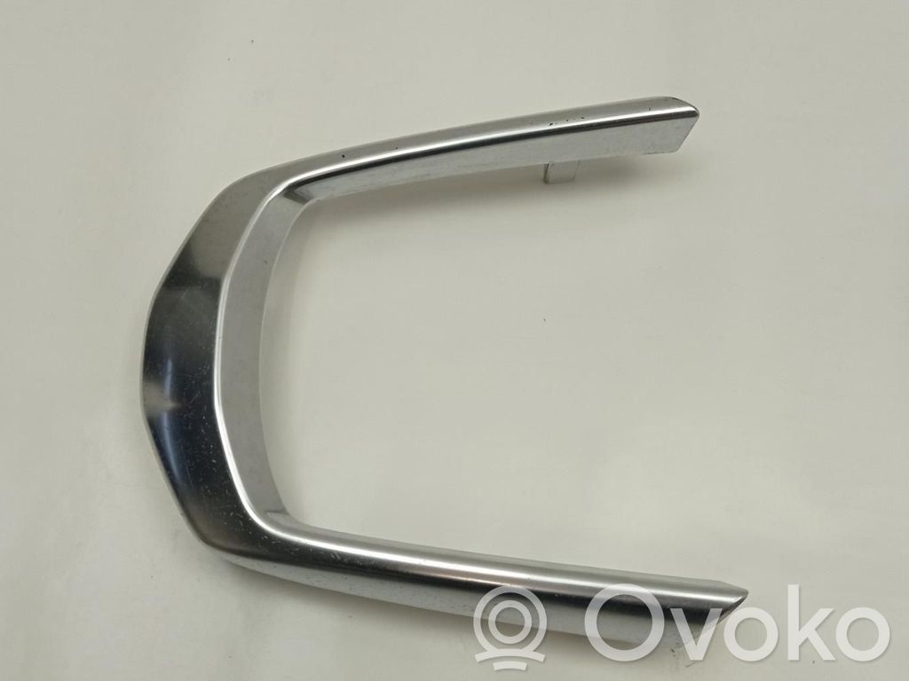 Mazda 2 Garniture inférieure 