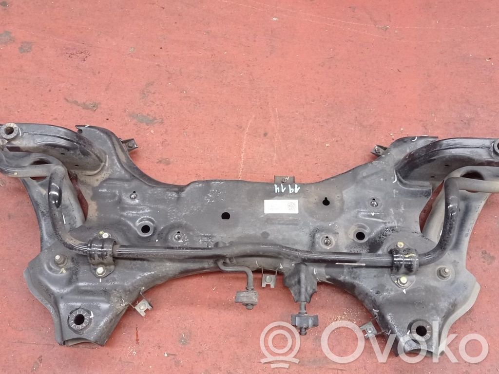 Priekinis traversas   62401J7AA0