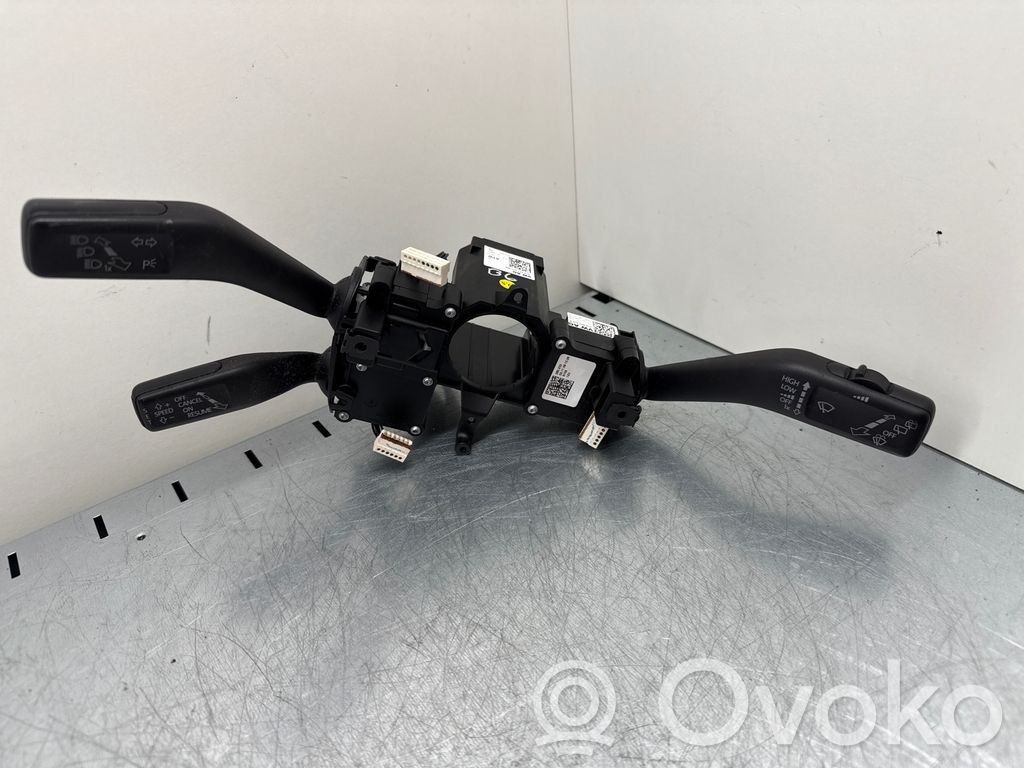 Volkswagen PASSAT B6 Interruptor/palanca de limpiador de luz de giro 