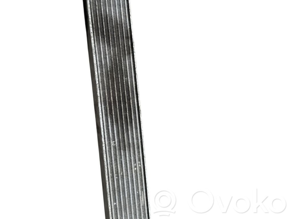 BMW M3 e92 Gearbox / Transmission oil cooler 