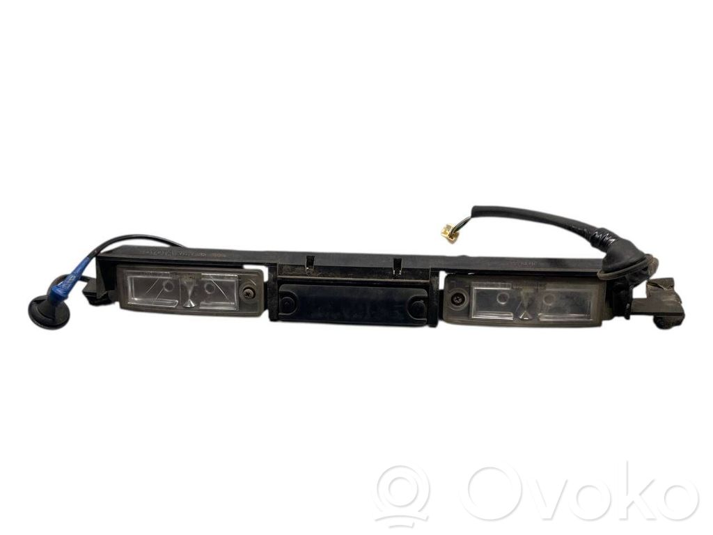 Lexus GS 300 350 430 450H Listwa oświetlenie tylnej tablicy rejestracyjnej 