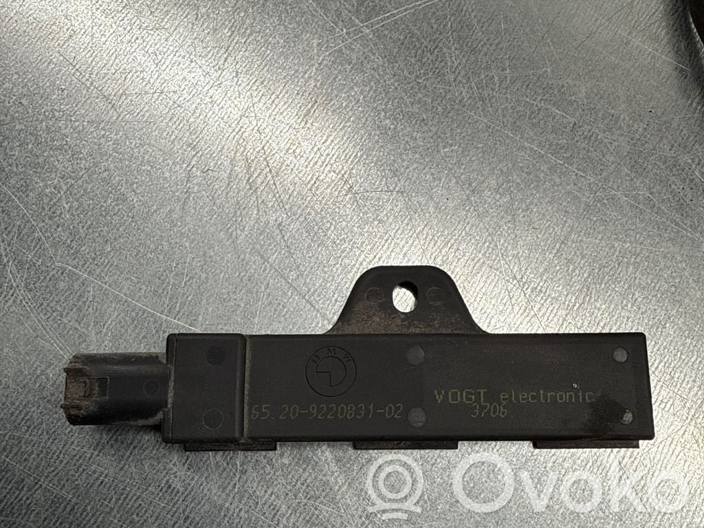 BMW 7 F01 F02 F03 F04 Antena wewnętrzna 