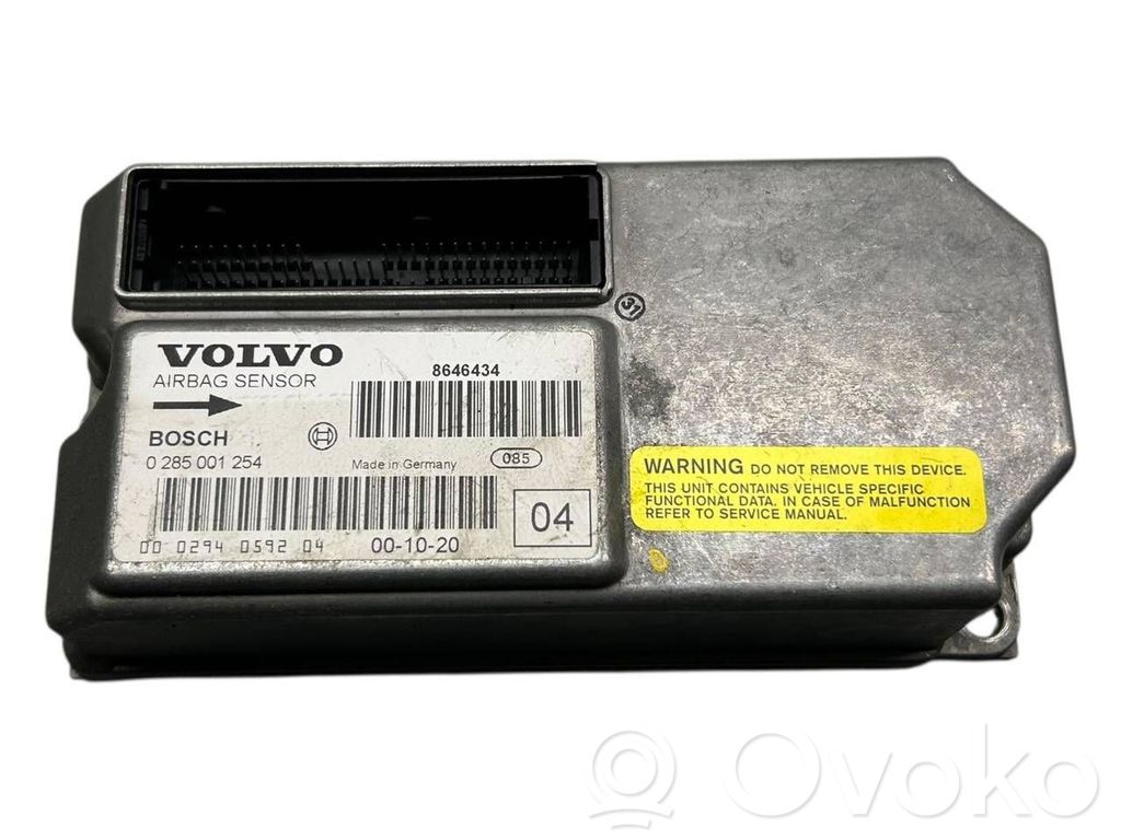 Volvo XC70 Airbag control unit/module 