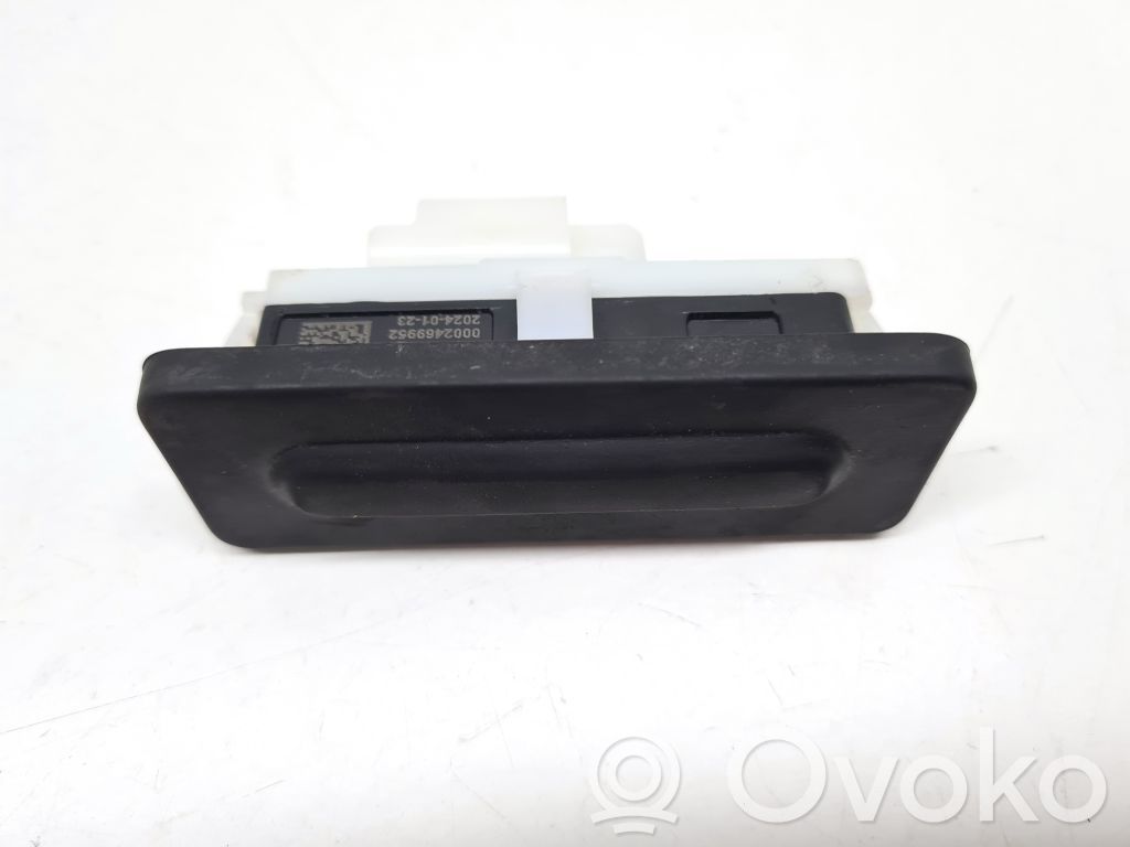 Opel Corsa F Tailgate/boot open switch button 