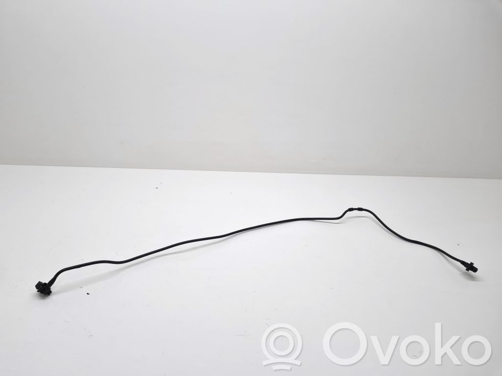 Opel Astra L Caurules/šļūtenes 