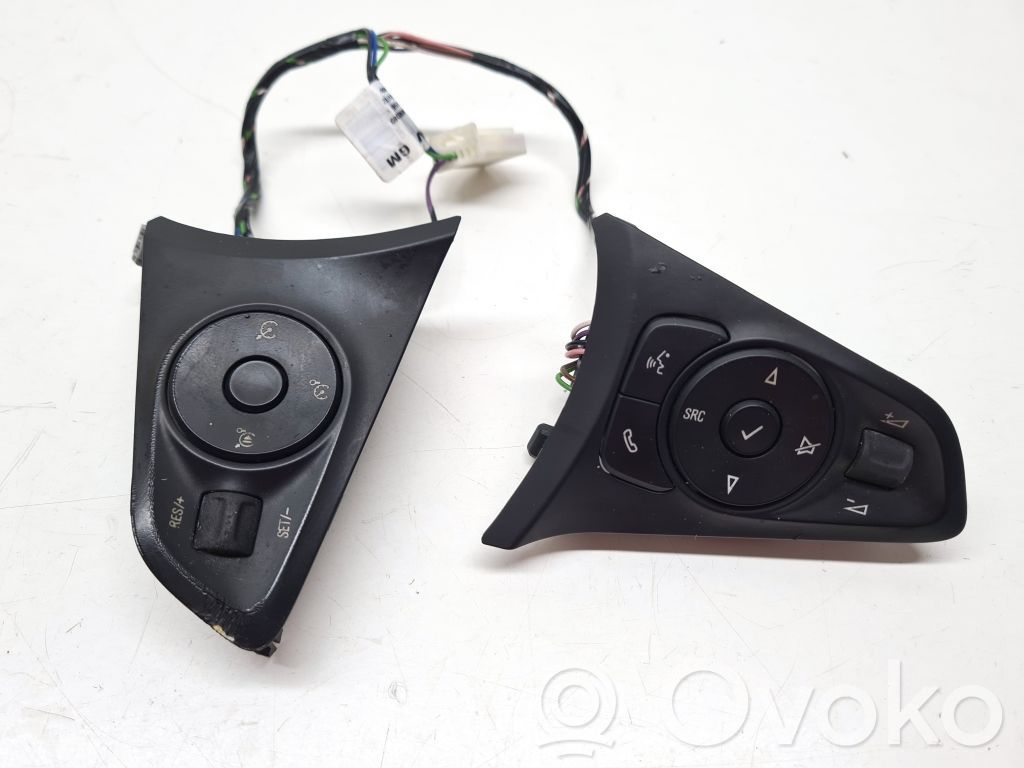 Boutons / interrupteurs volant   39172789,350405107,3540002107,39172791