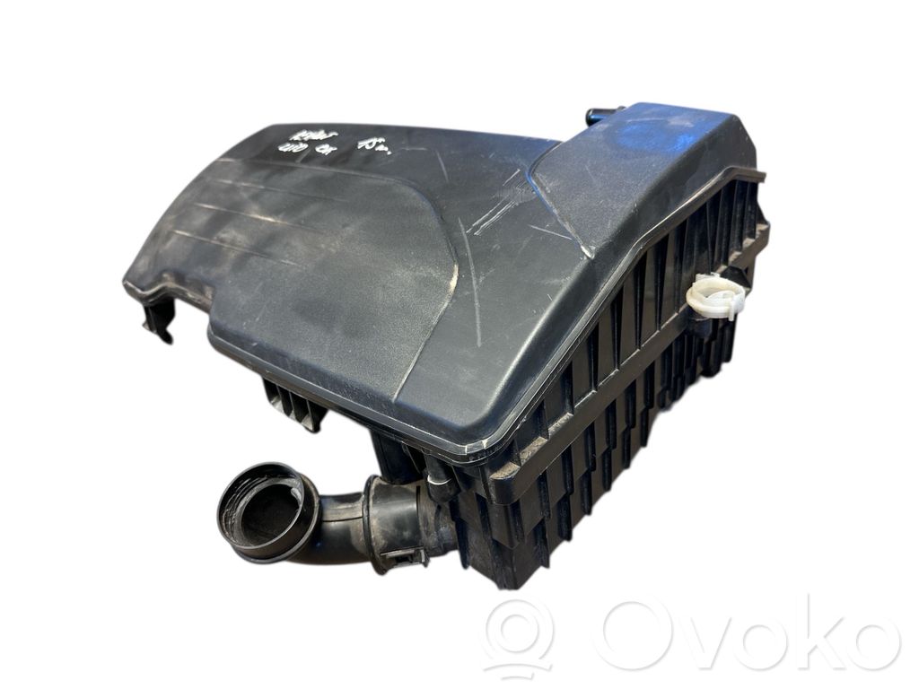 Renault Clio IV Air filter box 