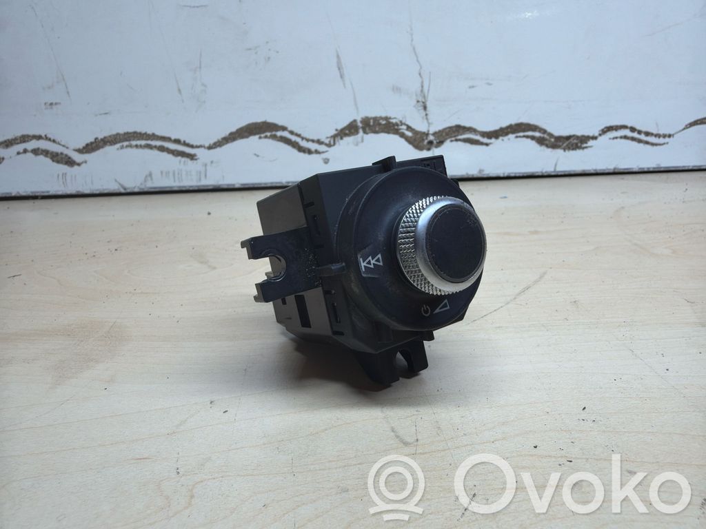 Audi A1 Mando de control del sonido 