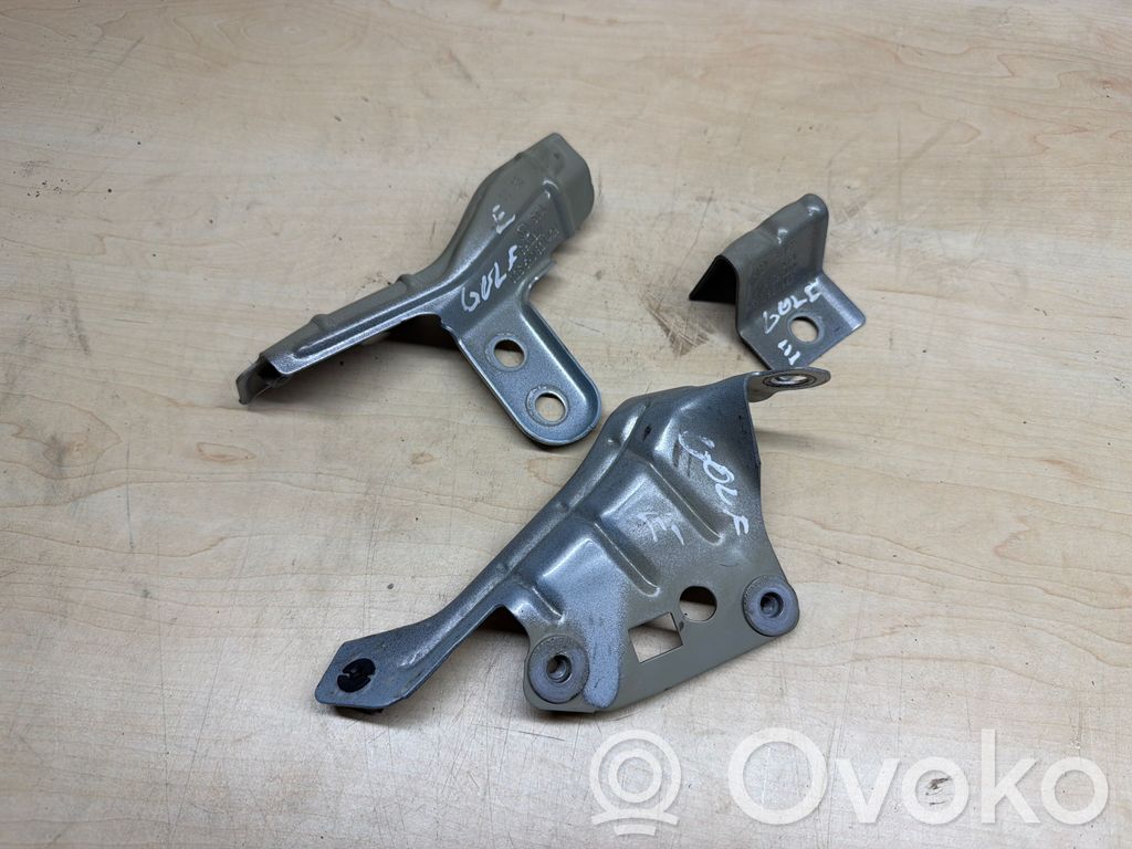 Volkswagen Golf VIII Supporto di montaggio del parafango 
