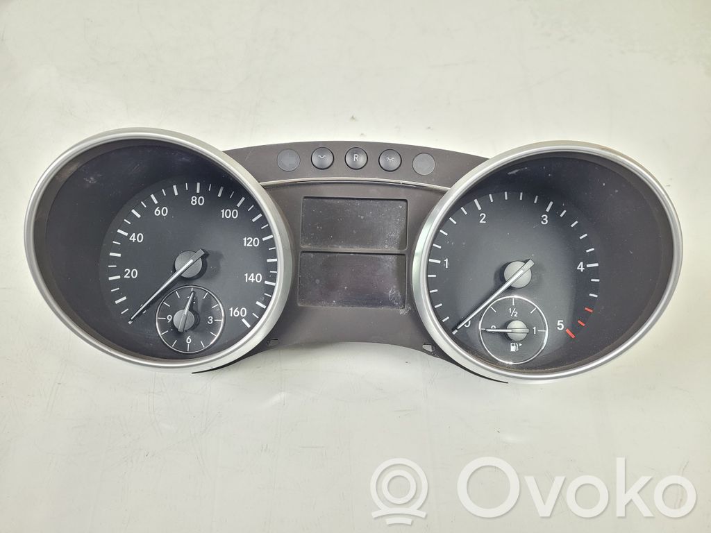 Mercedes-Benz ML W164 Licznik / Prędkościomierz 