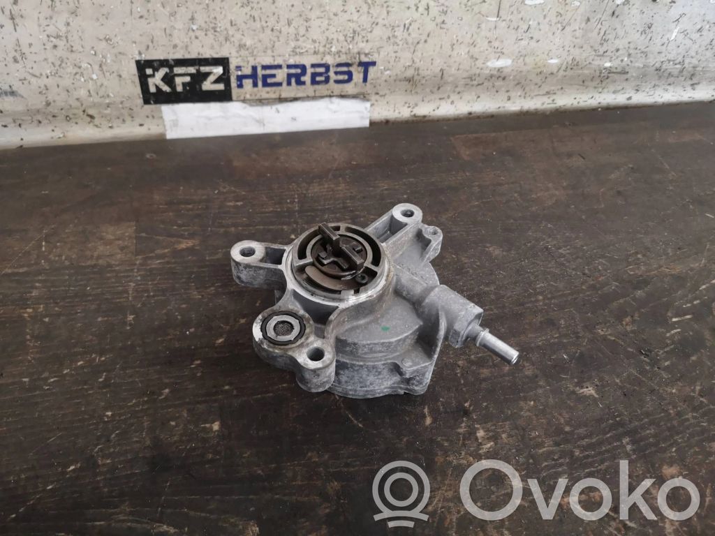 Ford Kuga I Vacuum pump 