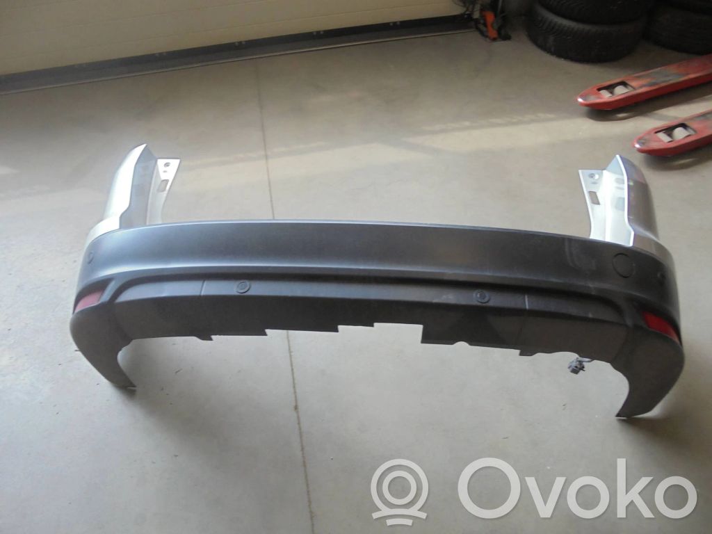 Ford Focus C-MAX Galinis bamperis 