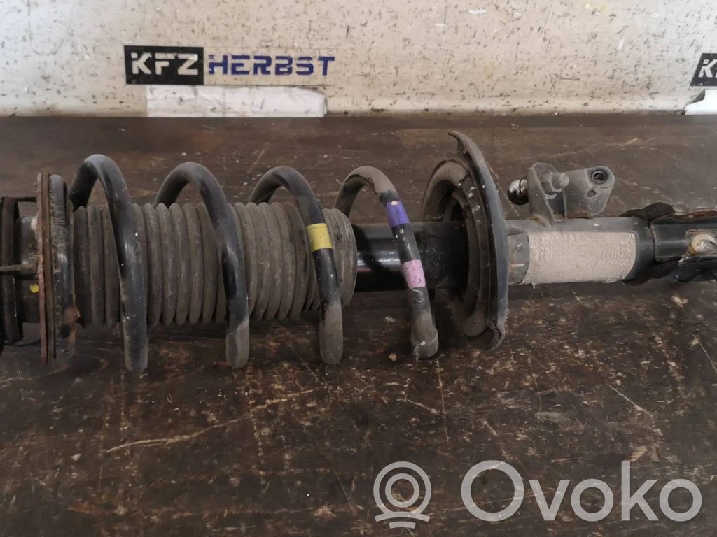 KIA Picanto Amortyzator osi przedniej ze sprężyną 