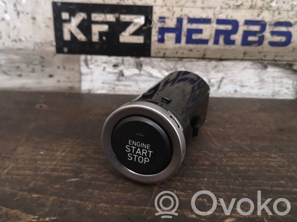 Hyundai i30 Engine start stop button switch 